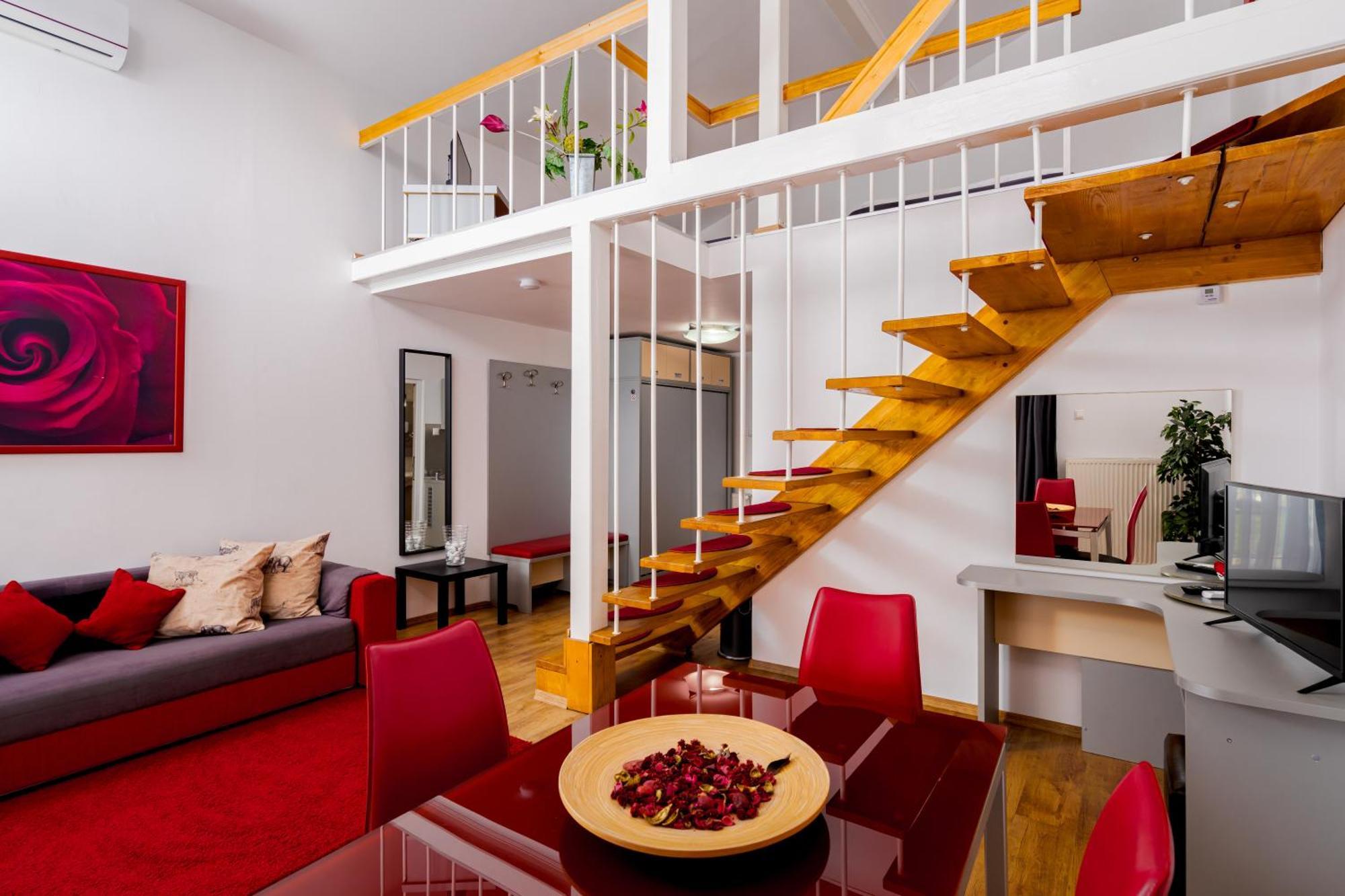 Casa Augsburg Hotel Банещи Екстериор снимка