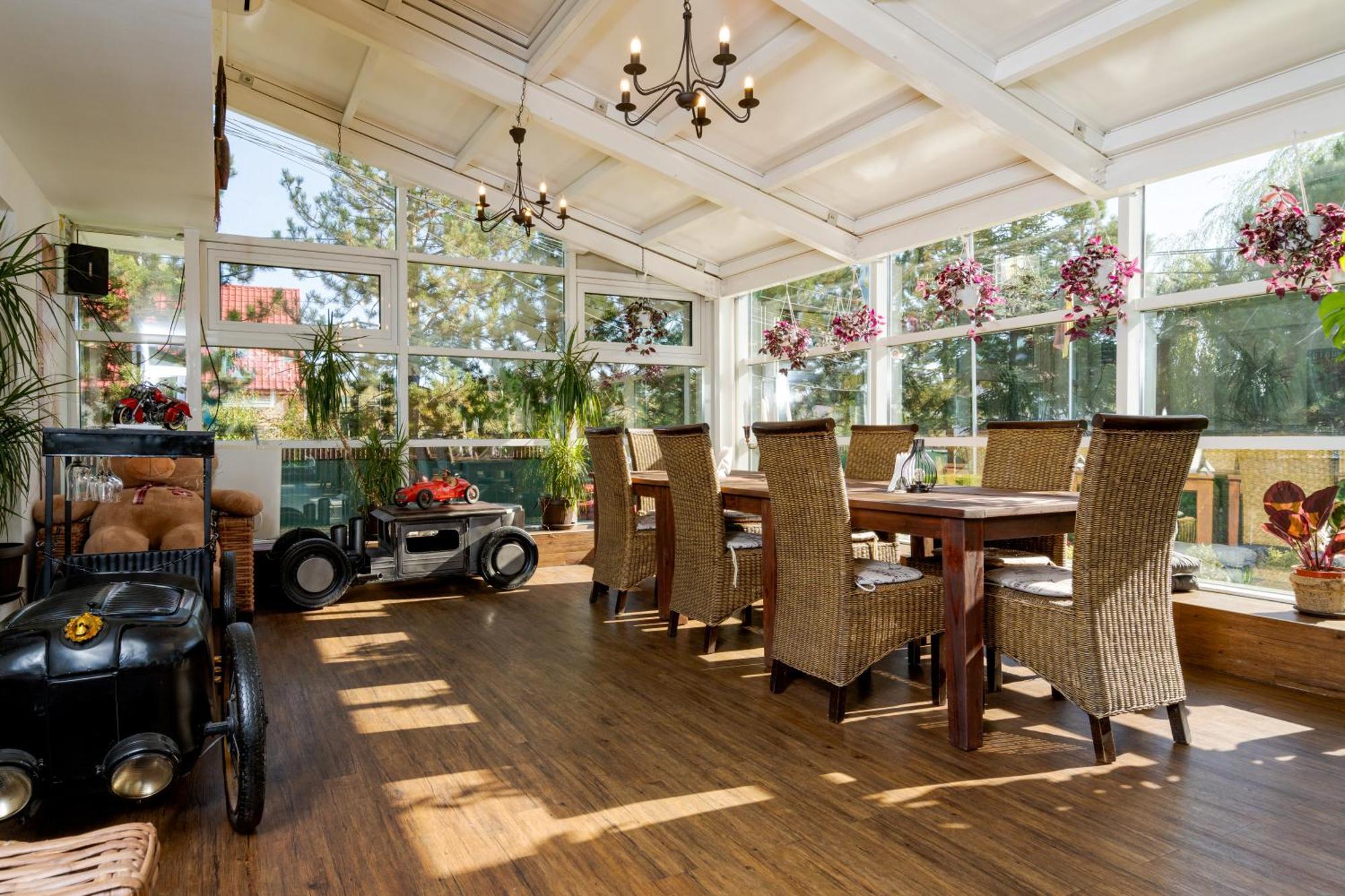 Casa Augsburg Hotel Банещи Екстериор снимка